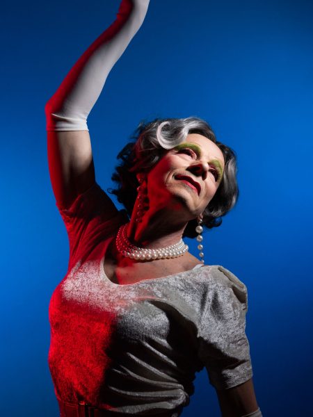 Chanteuse irréaliste