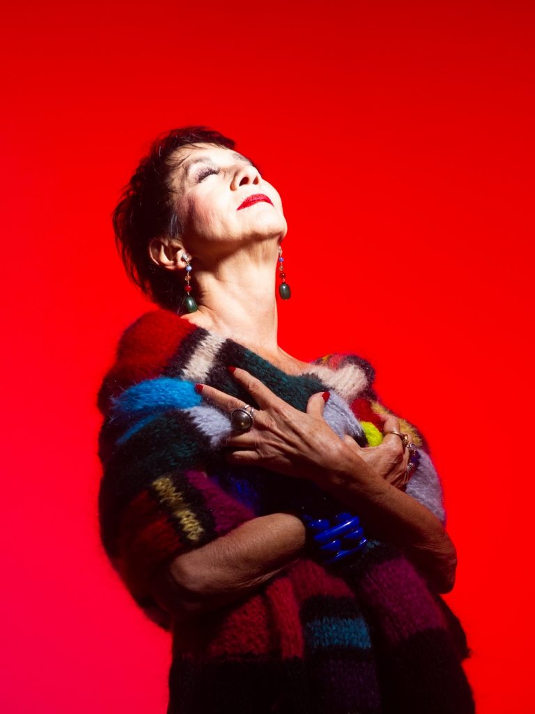 Caroline Loeb portrait POP Lumières © Théo Martin