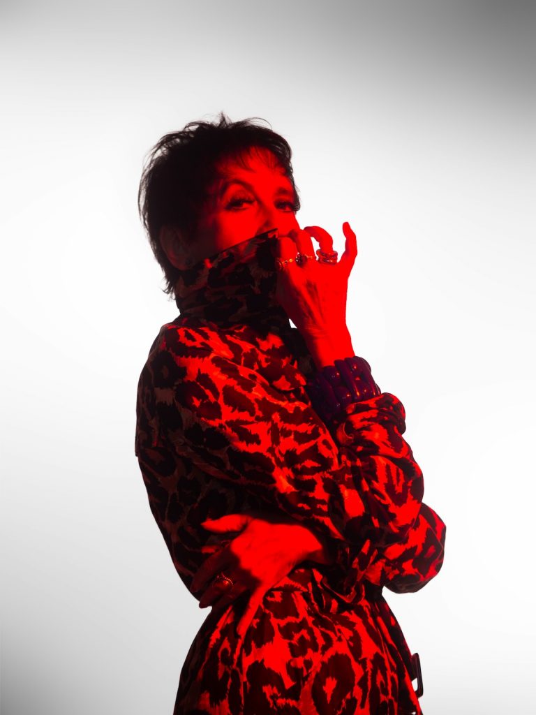 Caroline Loeb portrait POP Lumières © Théo Martin